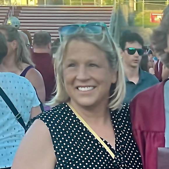 Meet your Posher, Jodie - Picture 2 of 2